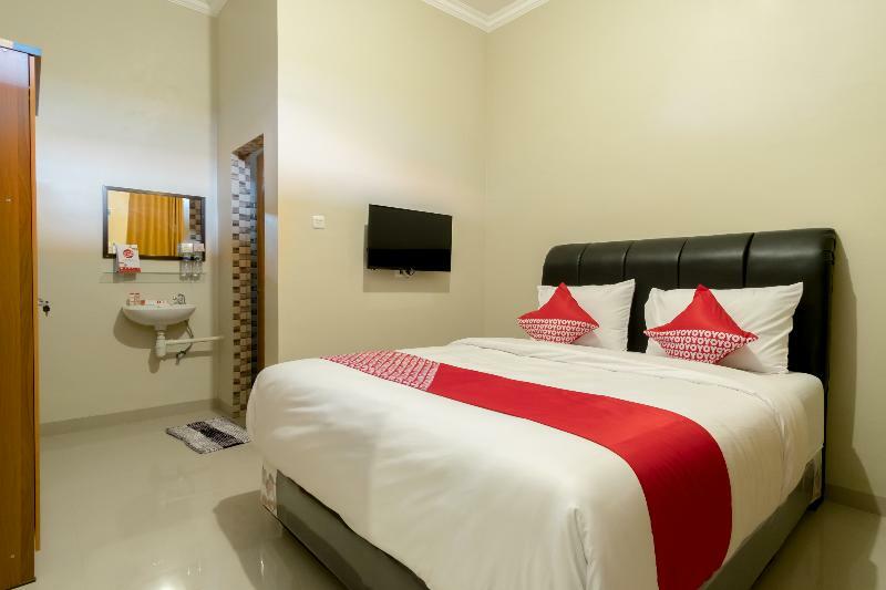 Reddoorz At Joyce Guest House Medan Esterno foto
